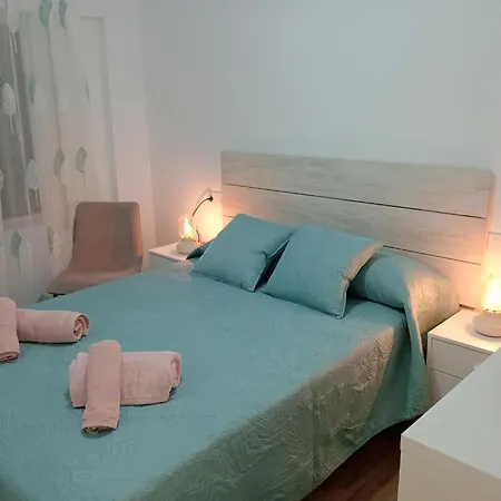 Amor, Emoción Y Más, Auténtico Céntrico Climatizado,con Wifi, Cercano A La Catedral Y Estaciones Apartamento *