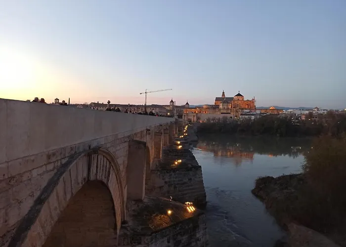 Διαμέρισμα Amor, Emocion Y Mas, Autentico Centrico Climatizado,con Wifi, Cercano A La Catedral Y Estaciones *